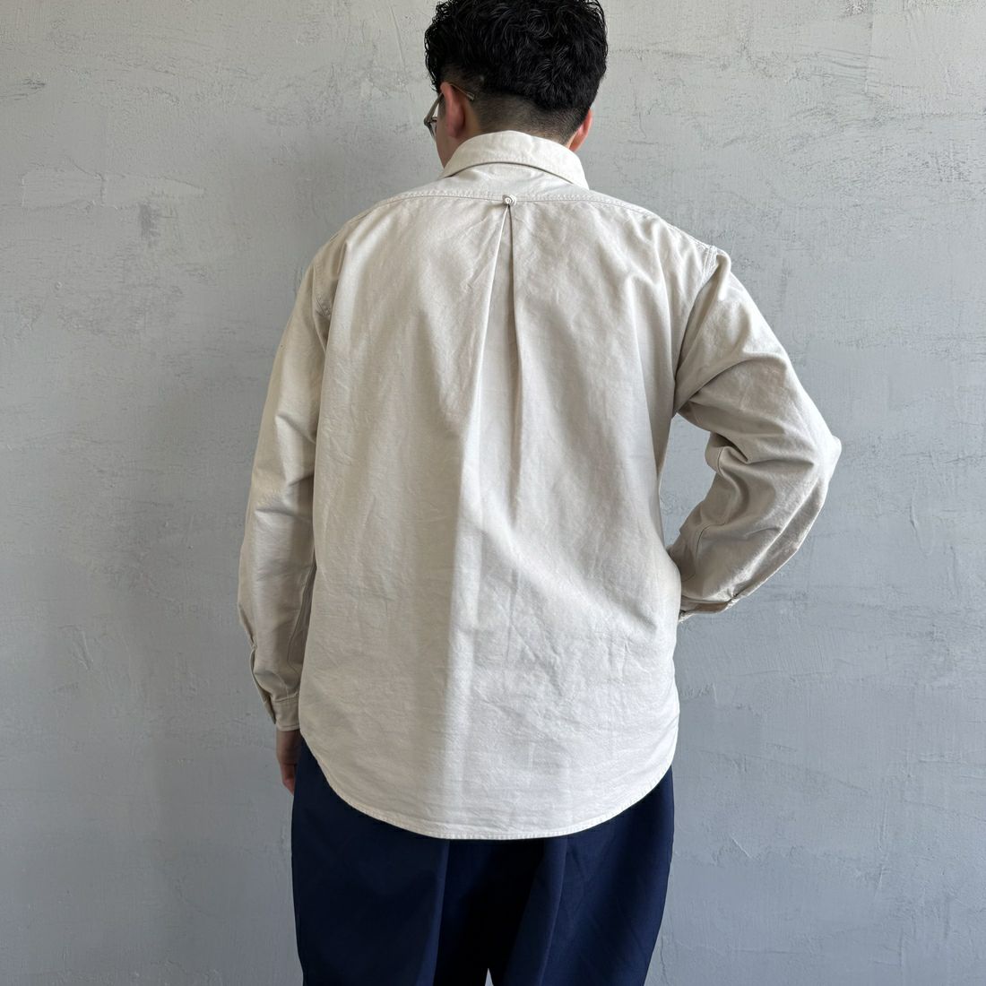 DANTON [ダントン] オックスフォード ラウンドカラーシャツ [DT-B0282SOX] OYSTER &&モデル身長：168cm 着用サイズ：40&&