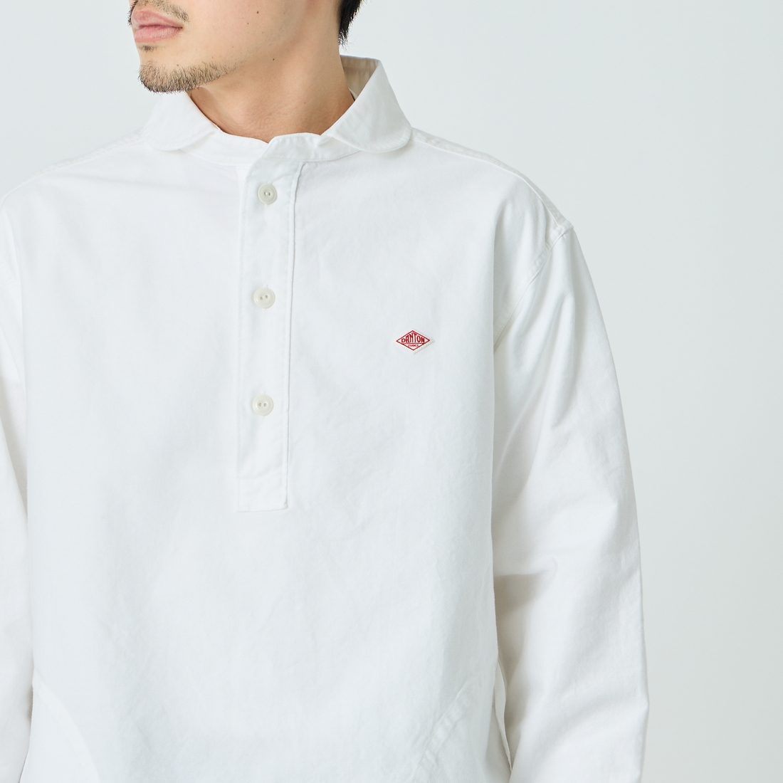 DANTON [ダントン] オックスフォード ラウンドカラーシャツ [DT-B0282SOX] OYSTER &&モデル身長：168cm 着用サイズ：40&&
