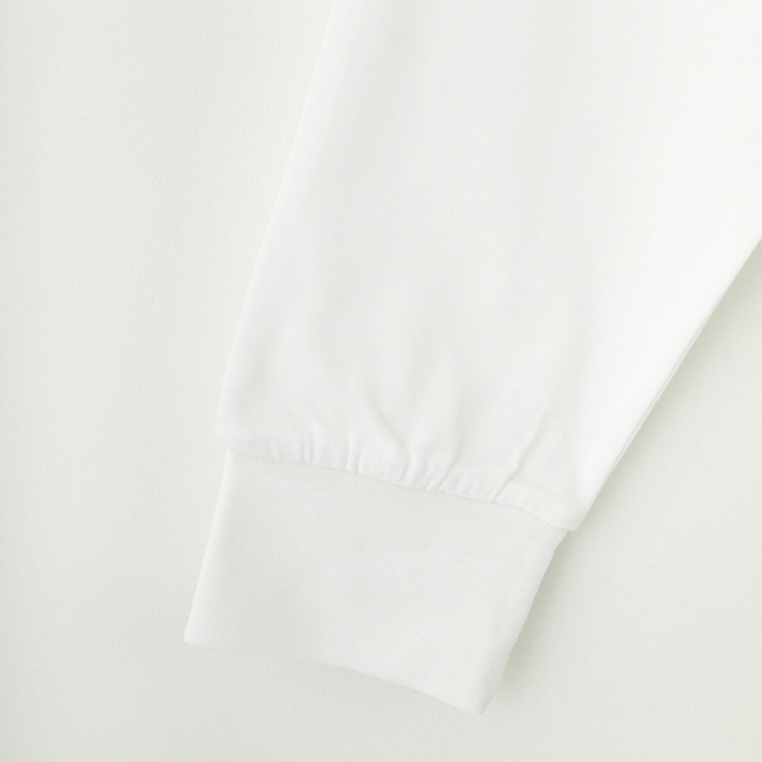 1PIU1UGUALE3 RELAX [ウノ ピゥ ウノ ウグァーレ トレ] ヘム刺繍ロゴロングTシャツ [UST-25065] SN10 WHITE