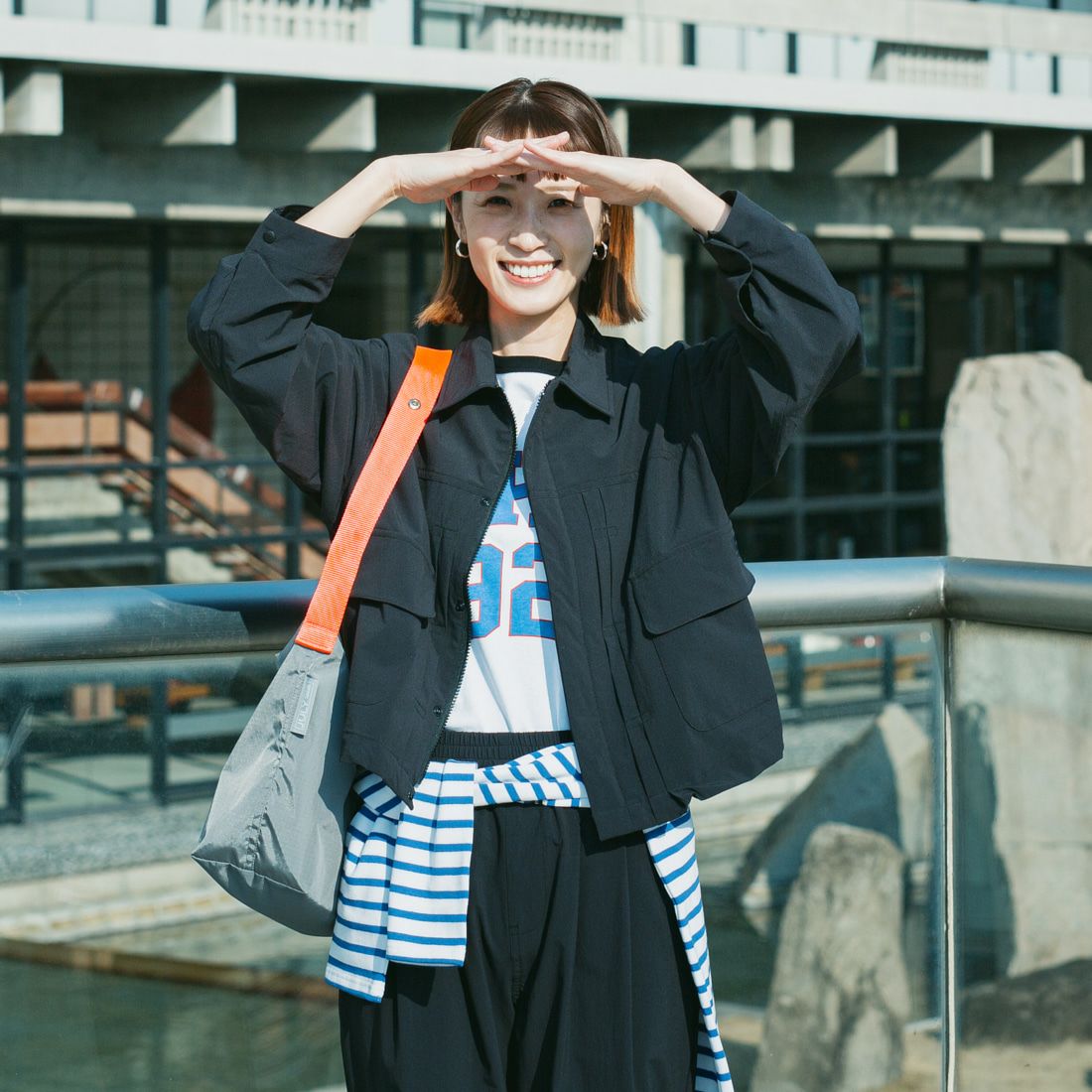 UNIVERSAL OVERALL [ユニバーサルオーバーオール] 別注 ラグランプリント7SLTシャツ THE1924 [U2512210IN-JF] WHT/BLK &&モデル身長：167cm 着用サイズ：F&&