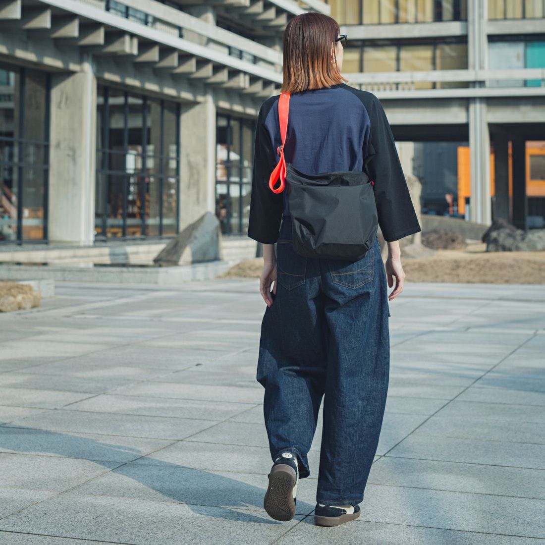 UNIVERSAL OVERALL [ユニバーサルオーバーオール] 別注 ラグランプリント7SLTシャツ THE1924 [U2512210IN-JF] NVY/BLK &&モデル身長：167cm 着用サイズ：F&&