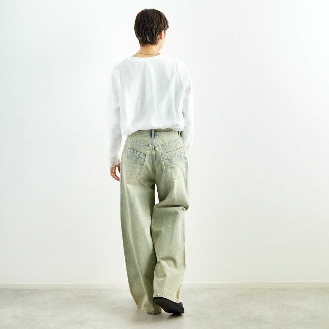 MAISON SPECIAL [メゾンスペシャル] カラーデニムパンツ [21251465204] BLU &&モデル身長：160cm 着用サイズ：38&&
