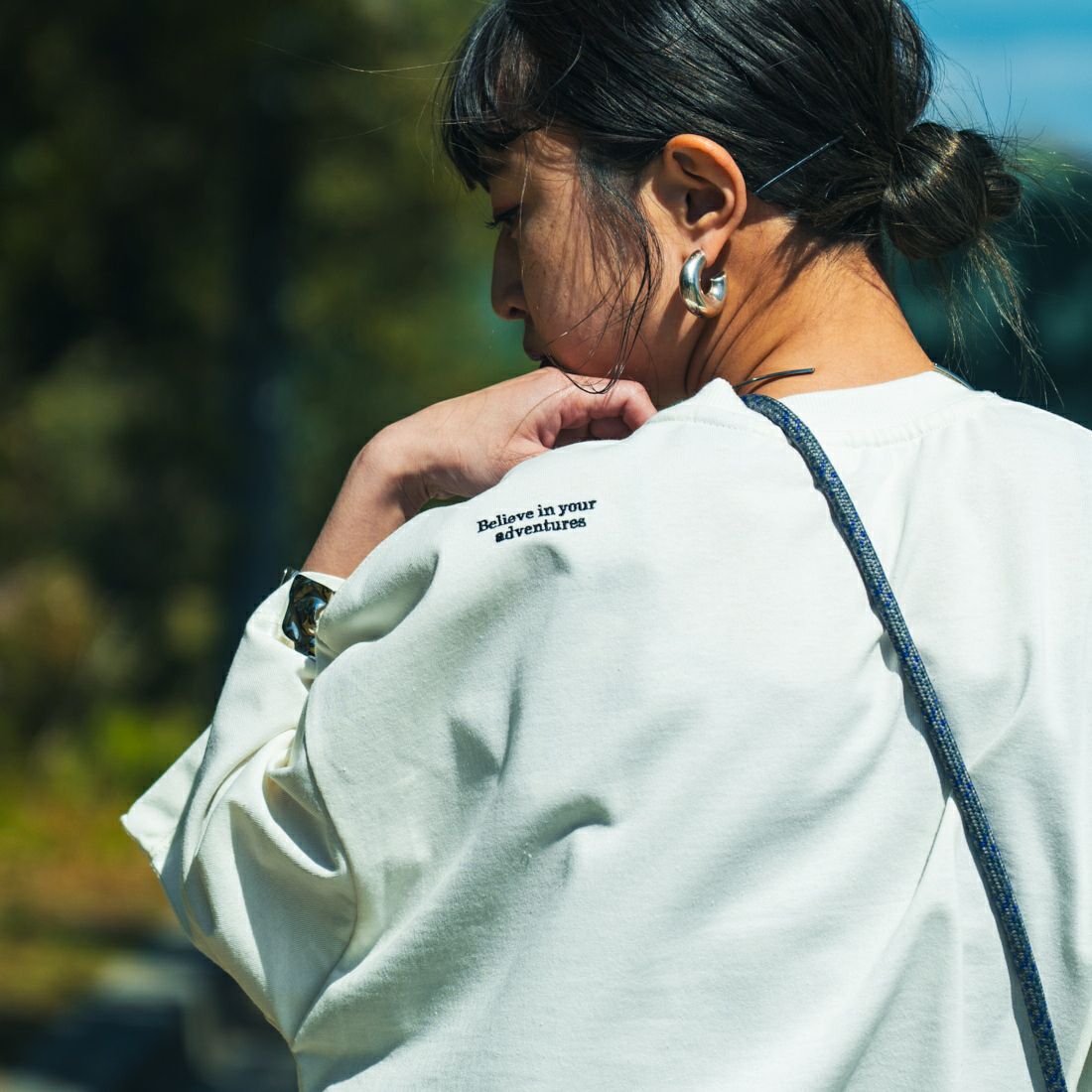 JEANSFACTORY × NANGA [ジーンズファクトリー × ナンガ] 別注 ルーズフィット ドローコードポケットTシャツ [NW25SS-JF5] WHITE