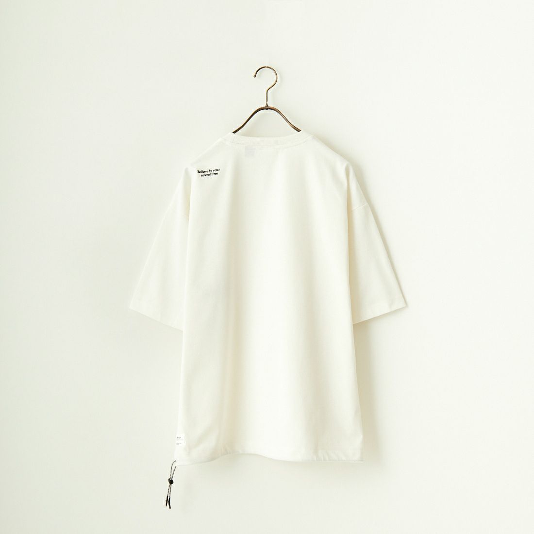 JEANSFACTORY × NANGA [ジーンズファクトリー × ナンガ] 別注 ルーズフィット ドローコードポケットTシャツ [NW25SS-JF5] WHITE