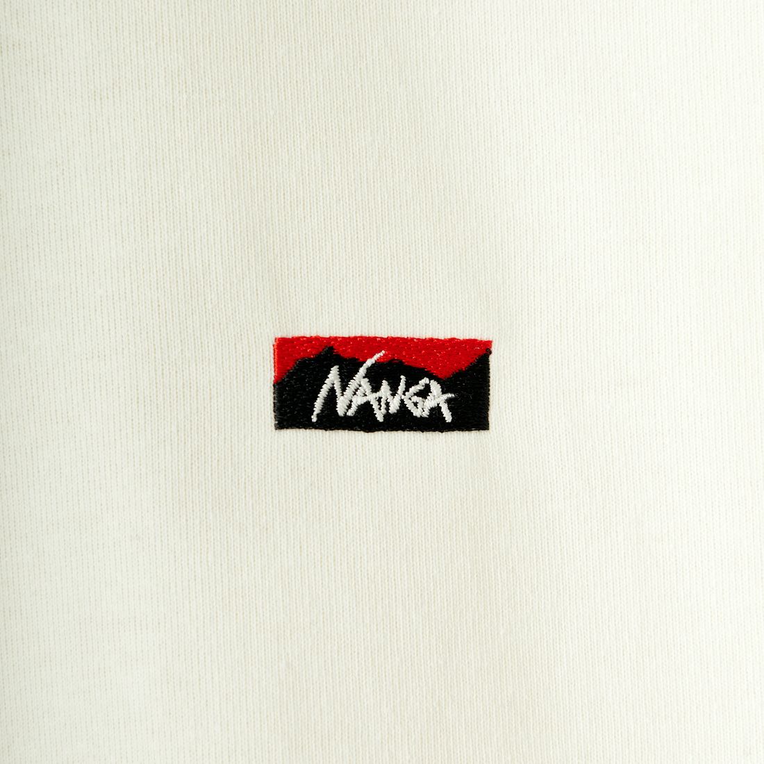 JEANSFACTORY × NANGA [ジーンズファクトリー × ナンガ] 別注 ワンポイントロゴ刺繍 ルーズフィットドローコードTシャツ [NW25SS-JF4] WHITE
