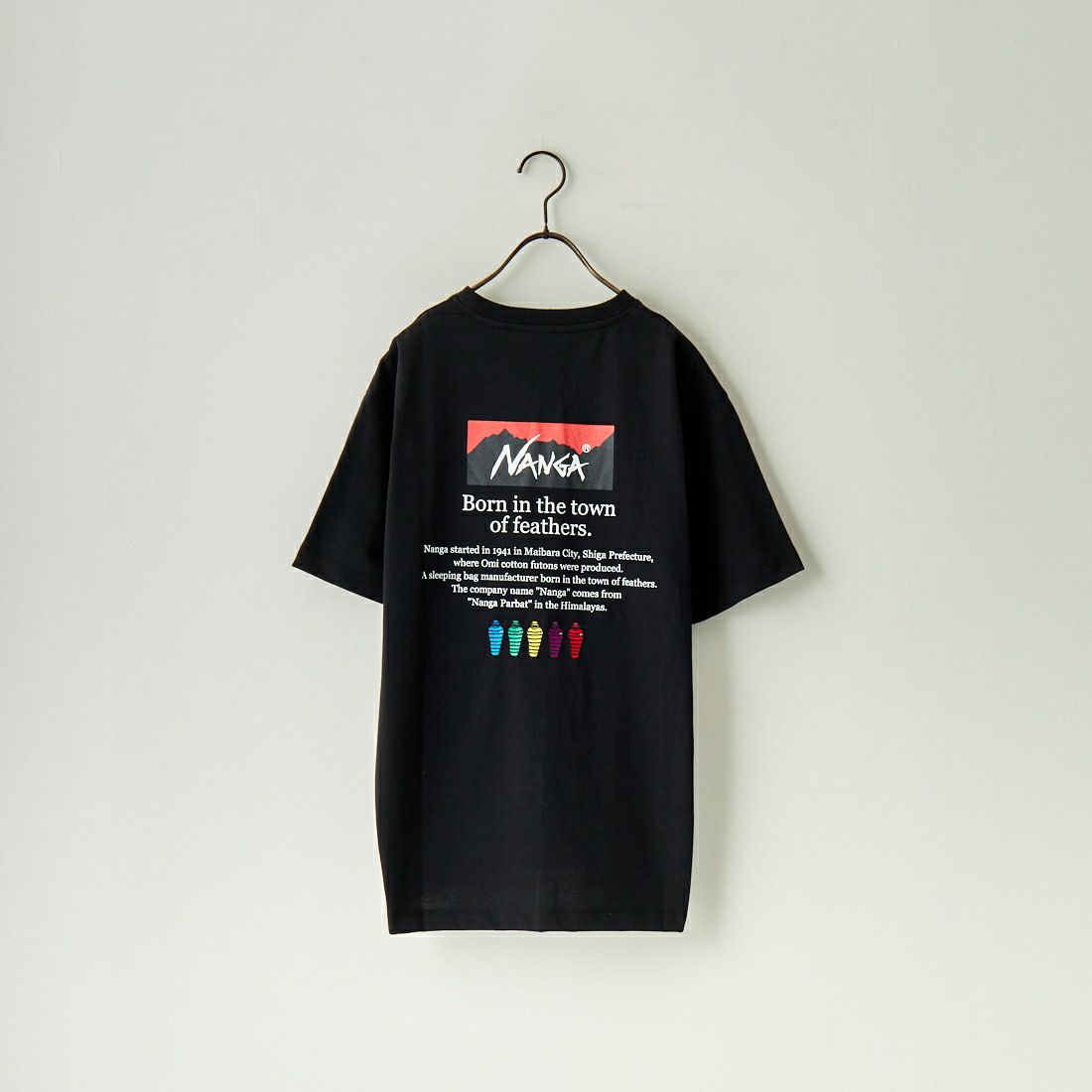 JEANSFACTORY × NANGA [ジーンズファクトリー × ナンガ] 別注 ヒストリーロゴ バックプリントTシャツ [NW25SS-JF2] BLACK