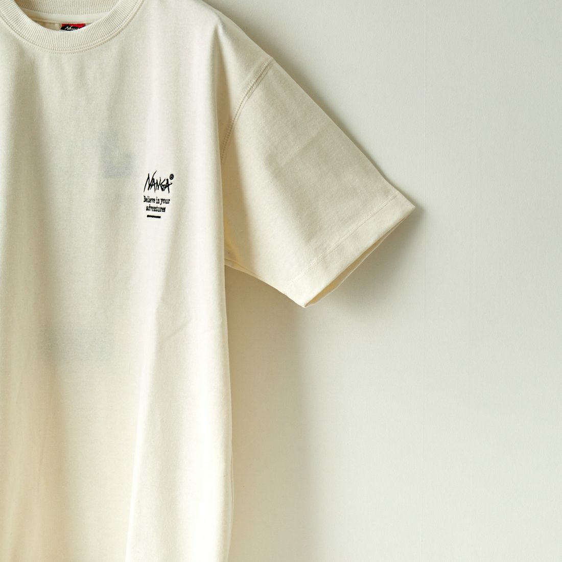 JEANSFACTORY × NANGA [ジーンズファクトリー × ナンガ] 別注 ヒストリーロゴ バックプリントTシャツ [NW25SS-JF2] WHITE