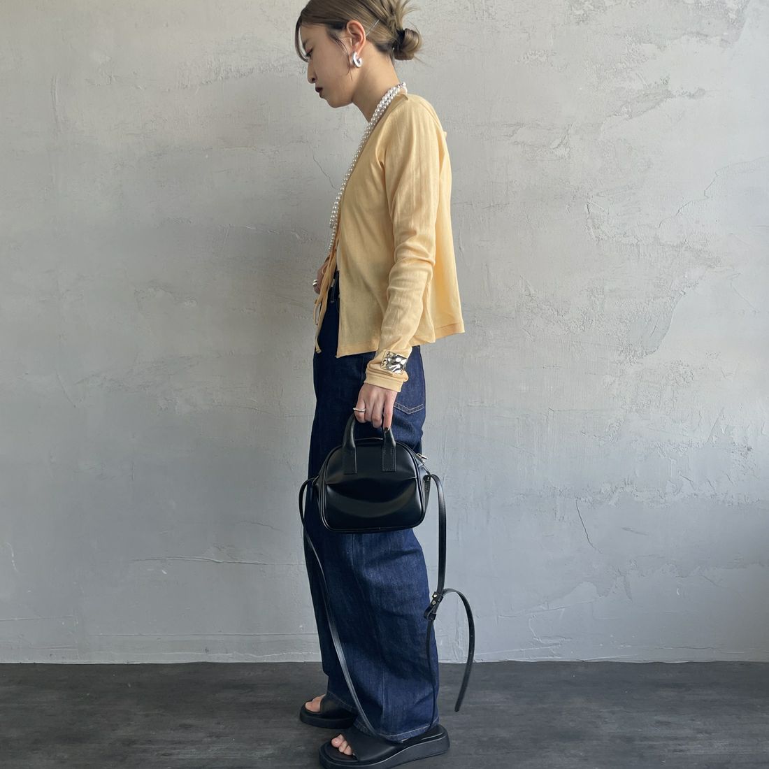 Robert P.Miller [ロバートピーミラー] 前後2WAY ライトリブシアーカーディガン [RM251-2213] APRICOT &&モデル身長：150cm 着用サイズ：F&&