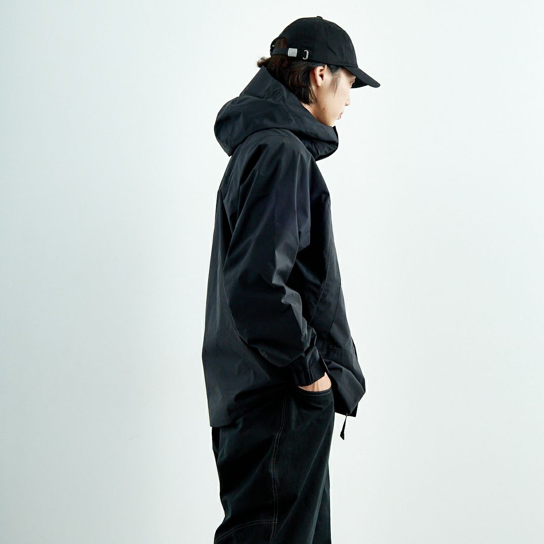 Goldwin [ゴールドウィン] パーテックス アンリミテッドツーレイヤージャケット [GL25142] BK &&モデル身長：179cm 着用サイズ：3&&