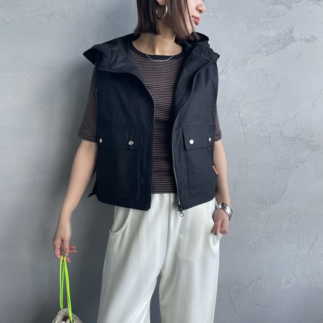 BLACK&&モデル身長：159cm 着用サイズ：F&&
