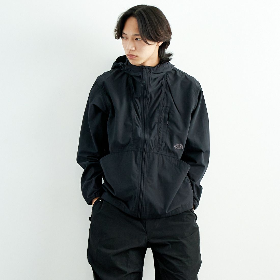 THE NORTH FACE [ザ ノースフェイス] ファイヤーフライライトフーディ [NP72436] K &&モデル身長：179cm 着用サイズ：M&&
