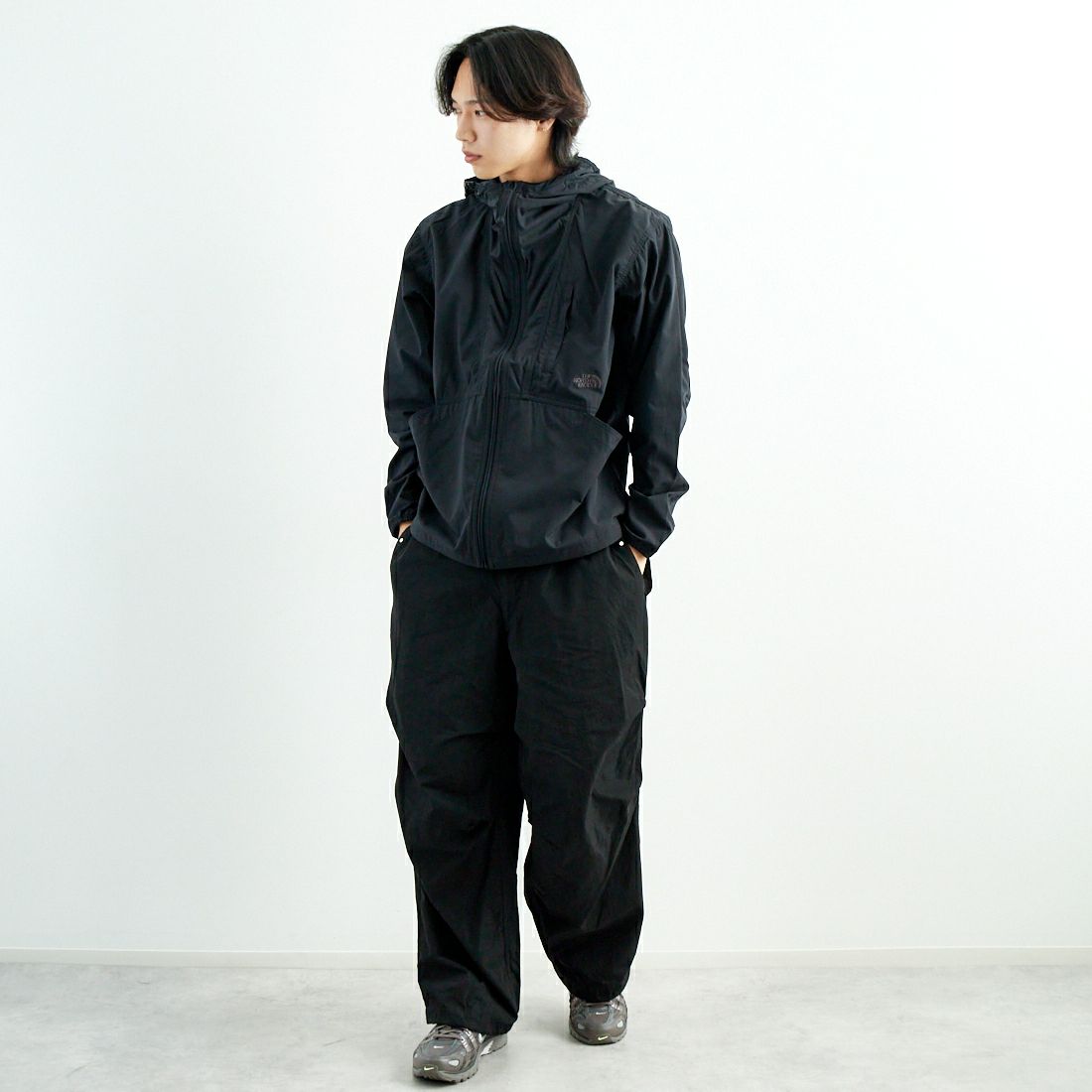 THE NORTH FACE [ザ ノースフェイス] ファイヤーフライライトフーディ [NP72436] K &&モデル身長：179cm 着用サイズ：M&&