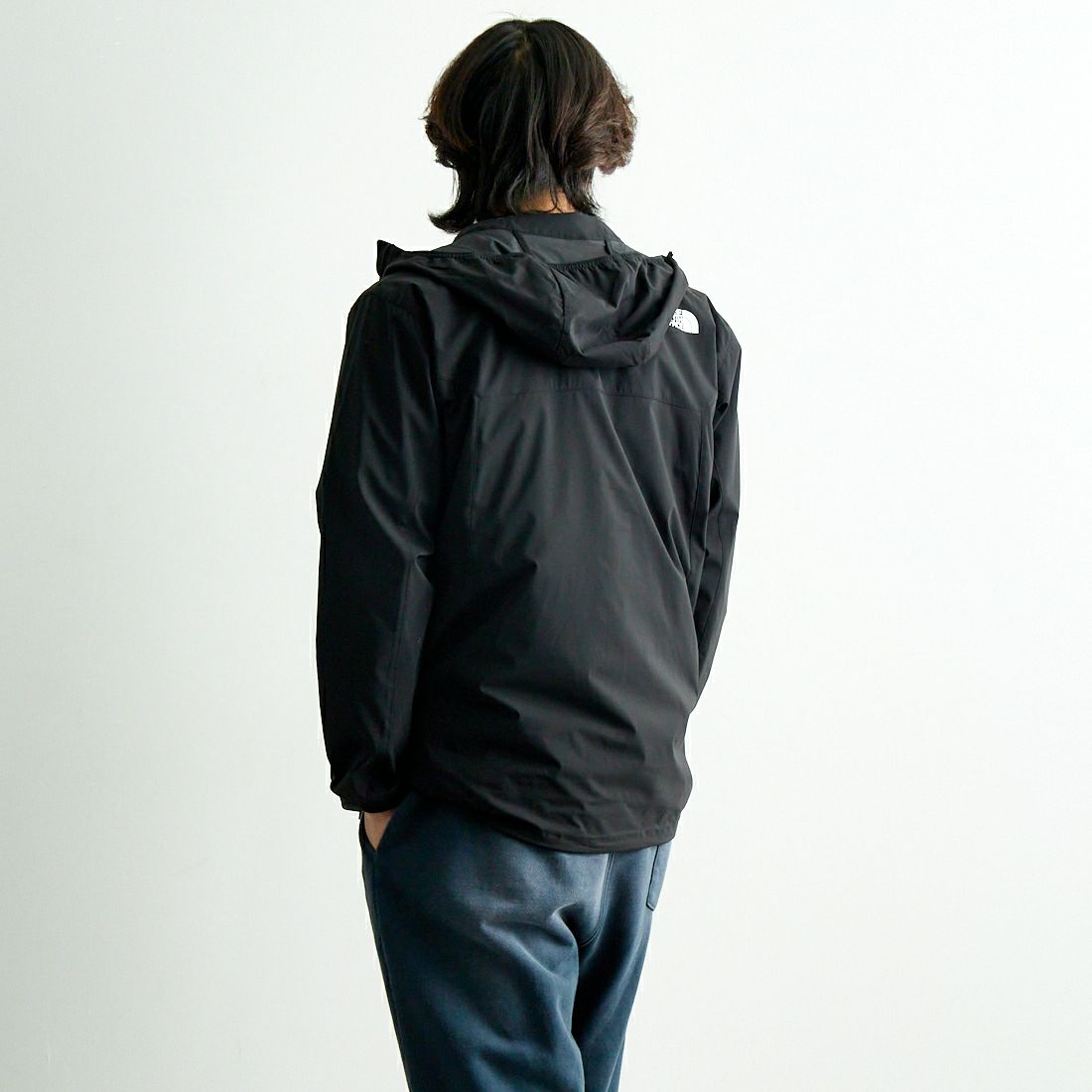 THE NORTH FACE [ザ ノースフェイス] ESエニータイムウィンドフーディ [NP72385] K &&モデル身長：179cm 着用サイズ：M&&
