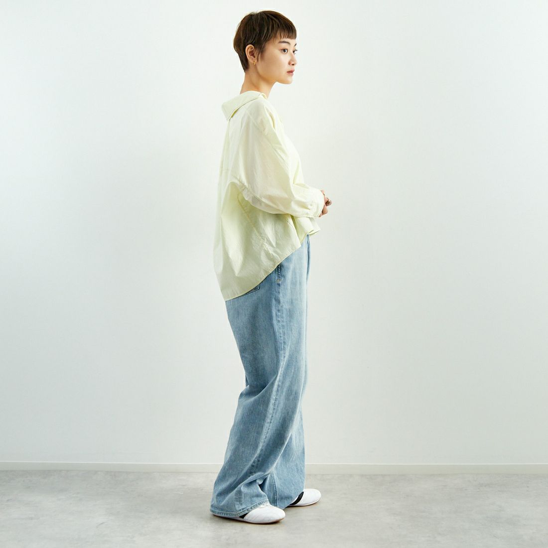TICCA [ティッカ] コットンハーブスキッパーシャツ [TBES-023] LIME/NAVY &&モデル身長：160cm 着用サイズ：F&&