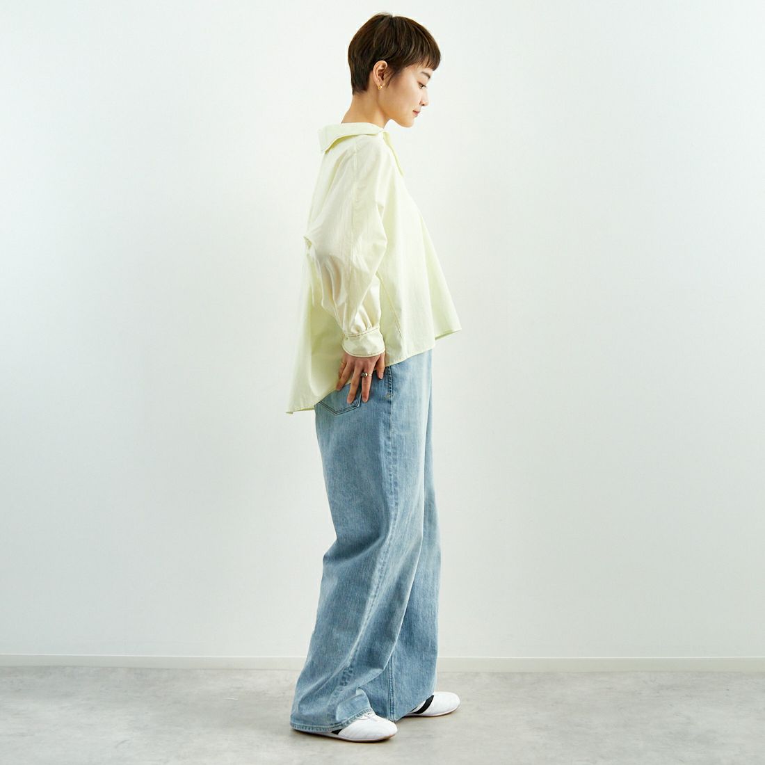 TICCA [ティッカ] コットンハーブスキッパーシャツ [TBES-023] LIME/NAVY &&モデル身長：160cm 着用サイズ：F&&