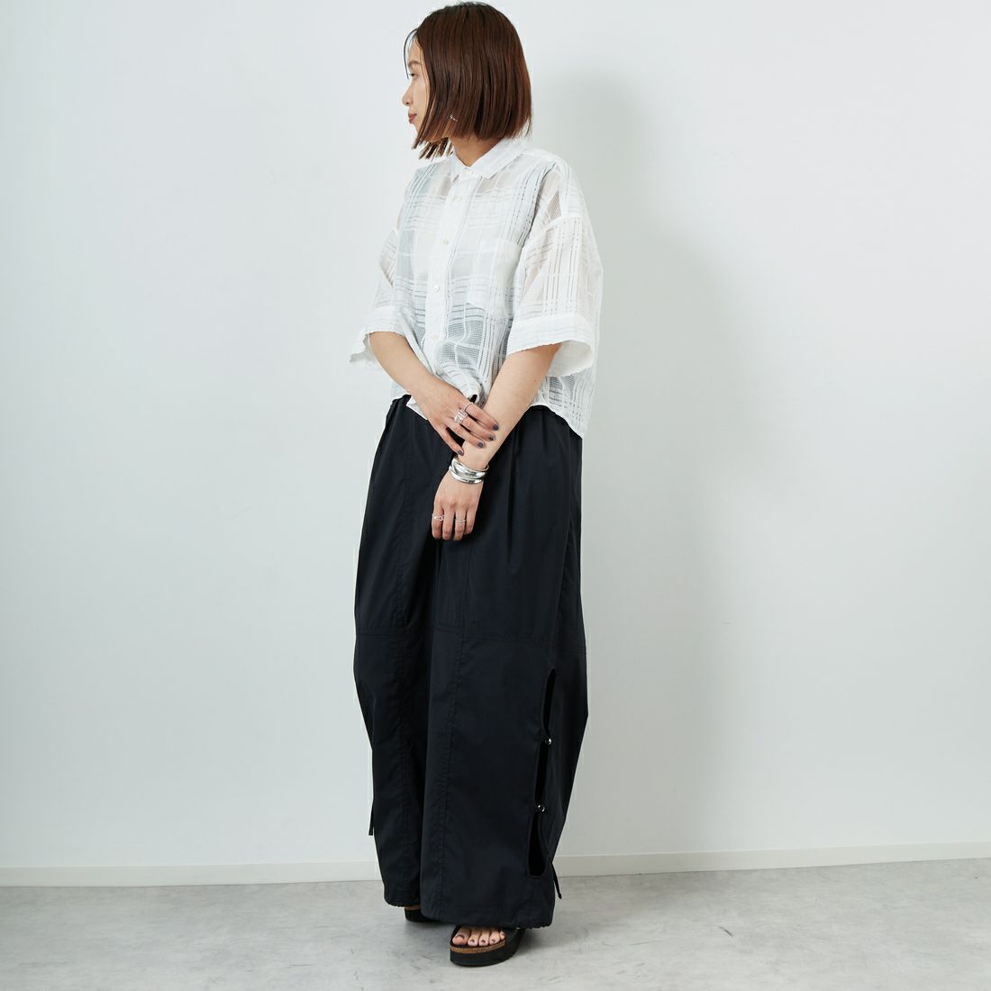 TICCA [ティッカ] レースチェックジャガード半袖シャツ [TBES-091] WHITE &&モデル身長：160cm 着用サイズ：F&&