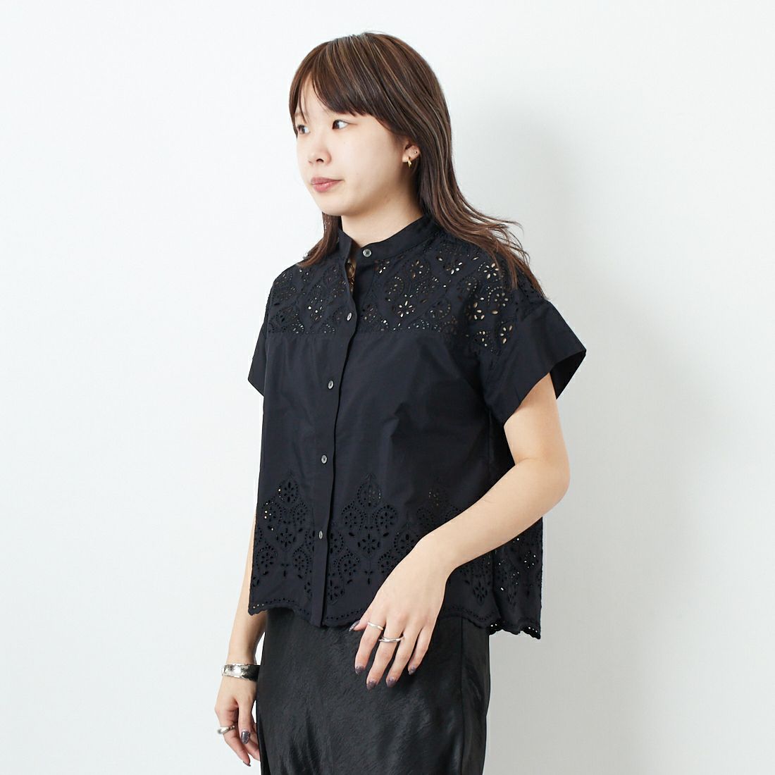 TICCA [ティッカ] レースフレンチシャツ [TBES-101] BLACK &&モデル身長：167cm 着用サイズ：F&&