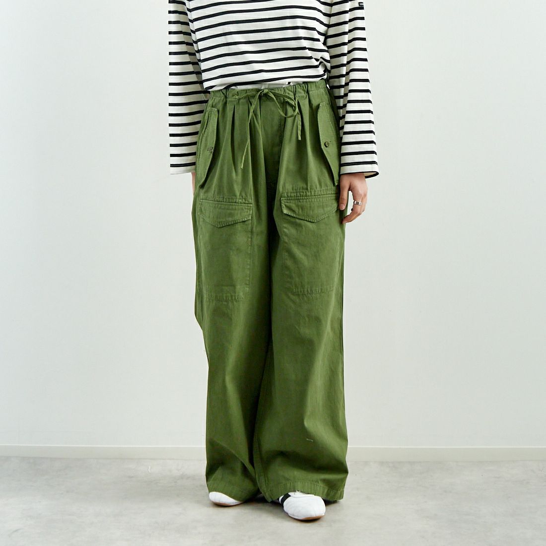 TICCA [ティッカ] カーゴパンツ [TBES-051] KHAKI &&モデル身長：160cm 着用サイズ：F&&