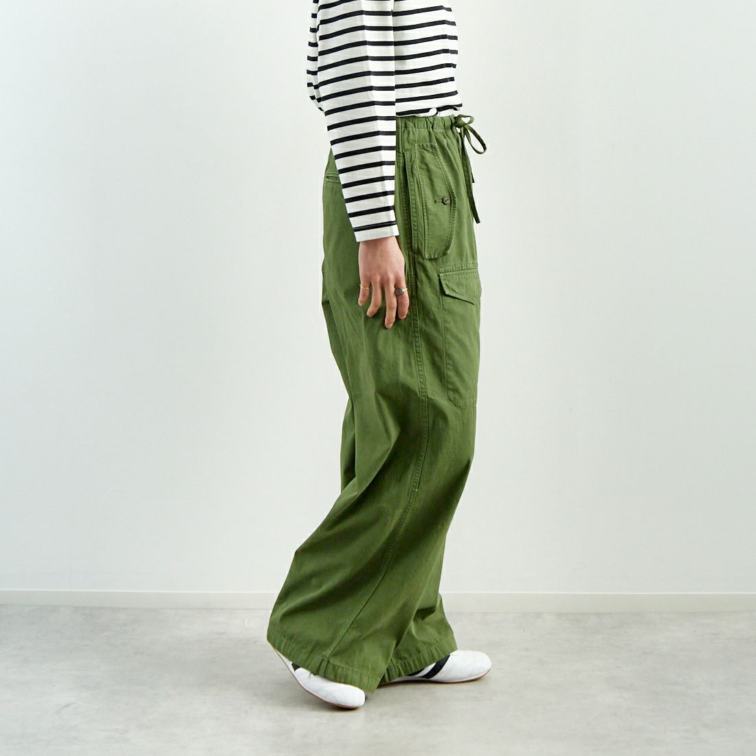 TICCA [ティッカ] カーゴパンツ [TBES-051] KHAKI &&モデル身長：160cm 着用サイズ：F&&