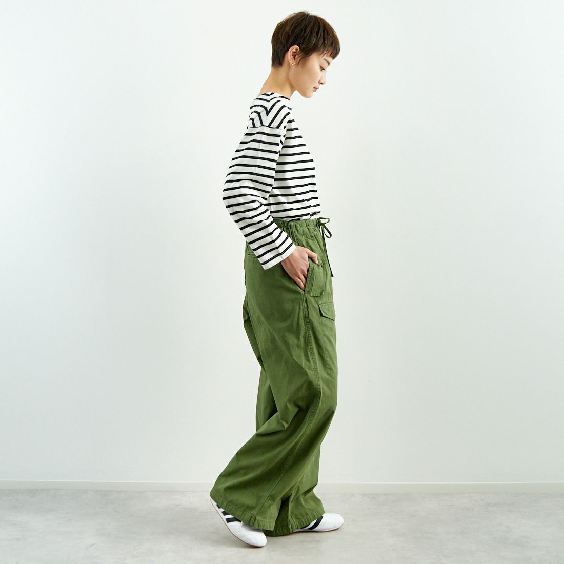 TICCA [ティッカ] カーゴパンツ [TBES-051] KHAKI &&モデル身長：160cm 着用サイズ：F&&