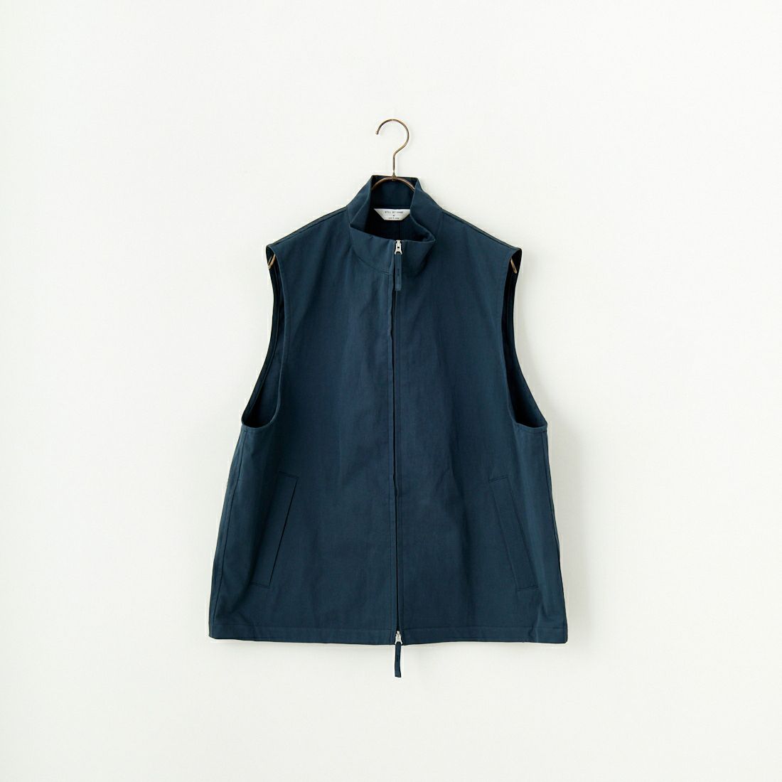 STILL BY HAND [スティルバイハンド] スタンドカラーベスト [VE02251] TEAL BLUE