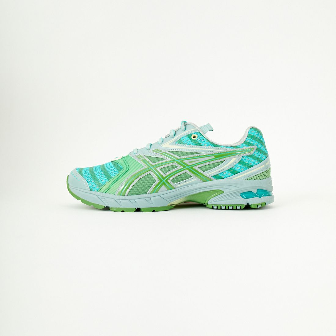 ASICS [アシックス] スニーカー [UB9-S-GEL-DS-TRAINER]