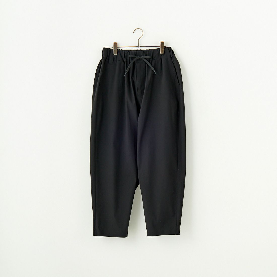 White Mountaineering [ホワイトマウンテニアリング] SOLOTEX ワイドサルエルパンツ [BK2571406] BLACK