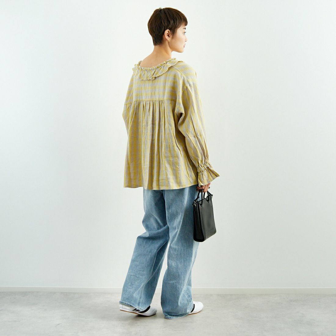 tumugu: [ツムグ] ヘリンボーンギンガムチェック2WAYブラウス [TB24435] 20 YELLOW &&モデル身長：160cm 着用サイズ：F&&