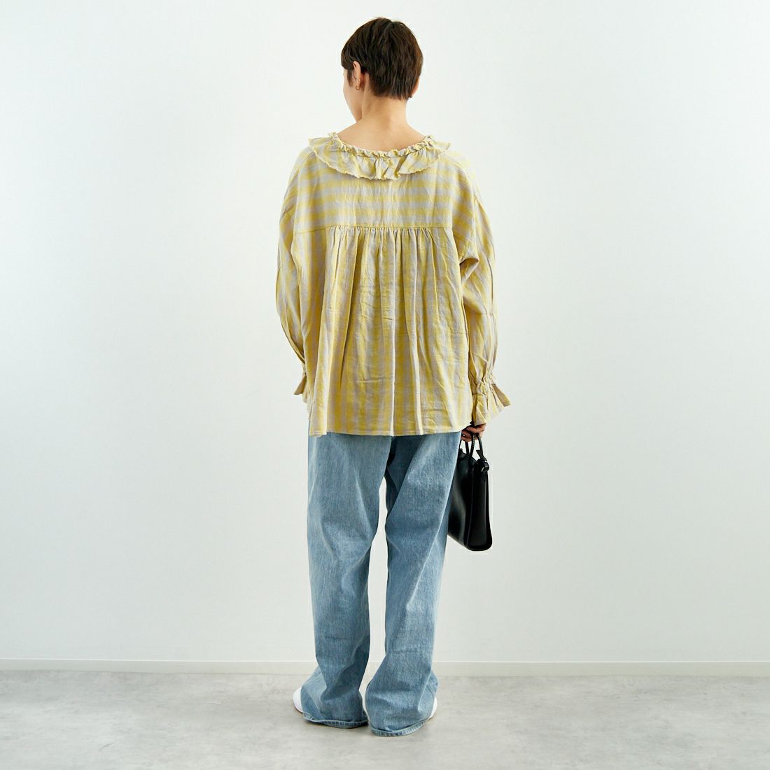 tumugu: [ツムグ] ヘリンボーンギンガムチェック2WAYブラウス [TB24435] 20 YELLOW &&モデル身長：160cm 着用サイズ：F&&