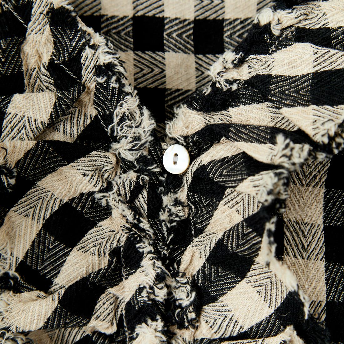 tumugu: [ツムグ] ヘリンボーンギンガムチェック2WAYブラウス [TB24435] 99 BLACK