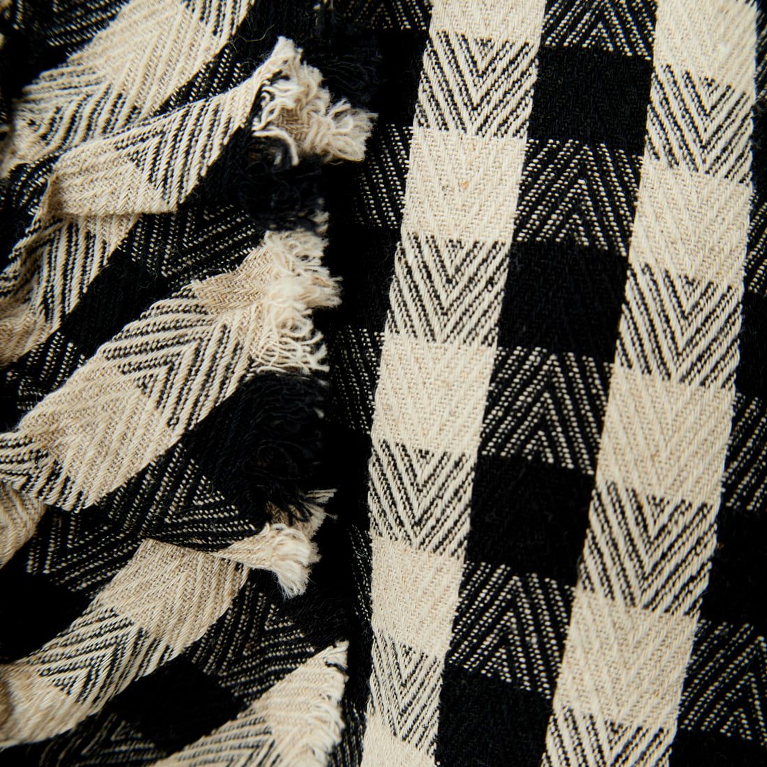 tumugu: [ツムグ] ヘリンボーンギンガムチェック2WAYブラウス [TB24435] 99 BLACK