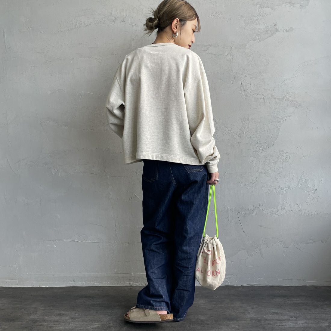 DANTON [ダントン] ドットボタン クルーネックカーディガン [DT-C0405CIN] TOP ECRU &&モデル身長：150cm 着用サイズ：38&&