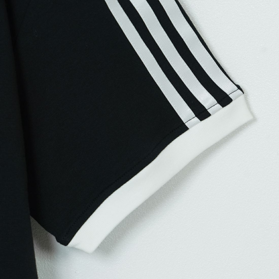 adidas Originals [アディダス オリジナルス] スリーストライプス ルーズクロップドTシャツ [KRV79] JC8149