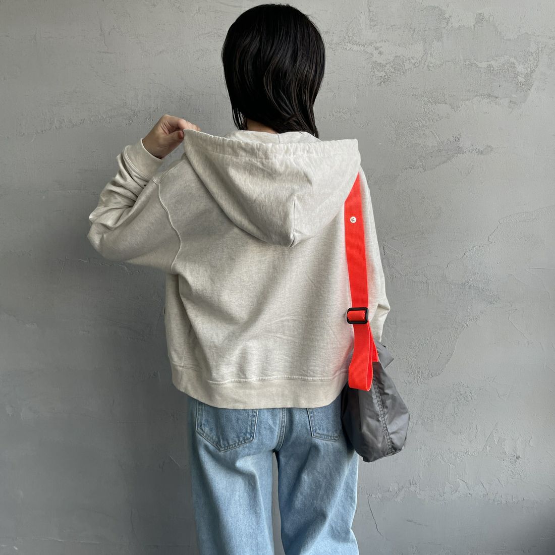 DANTON [ダントン] コットンテリー ジップフードパーカー [DT-C0411CIN] TOP ECRU &&モデル身長：160cm 着用サイズ：38&&