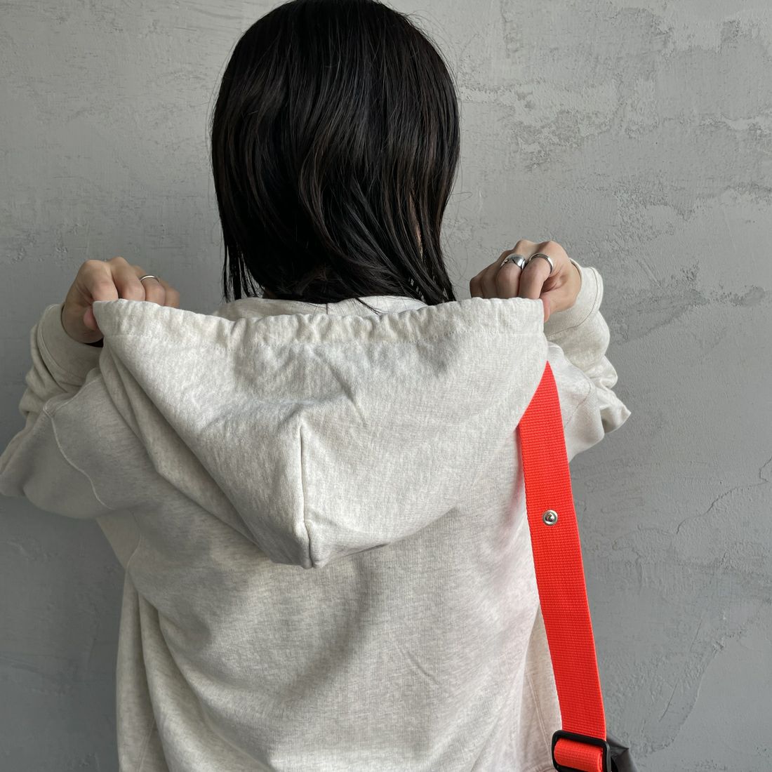 DANTON [ダントン] コットンテリー ジップフードパーカー [DT-C0411CIN] TOP ECRU &&モデル身長：160cm 着用サイズ：38&&