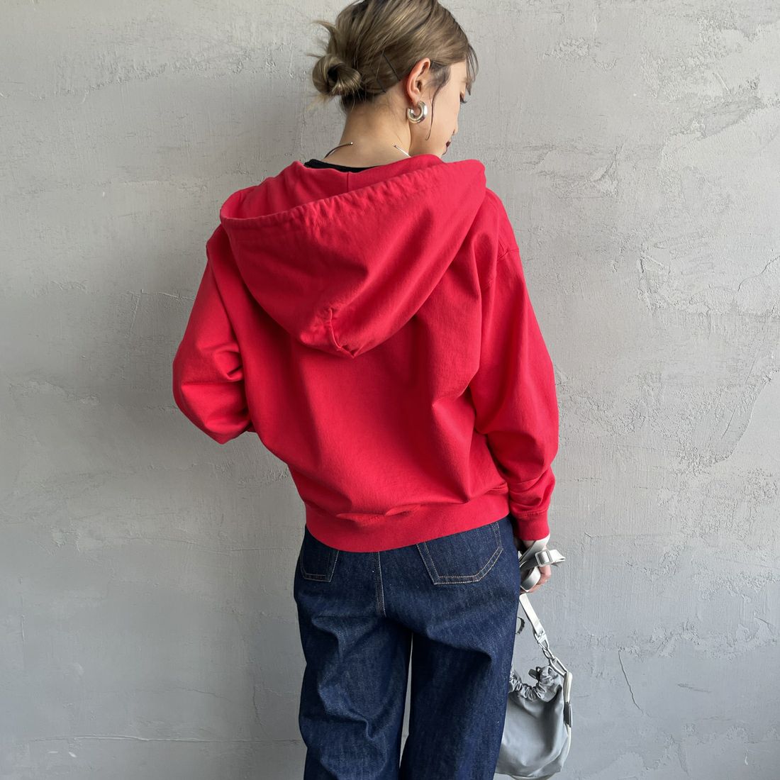 DANTON [ダントン] コットンテリー ジップフードパーカー [DT-C0411CIN] RED &&モデル身長：150cm 着用サイズ：38&&