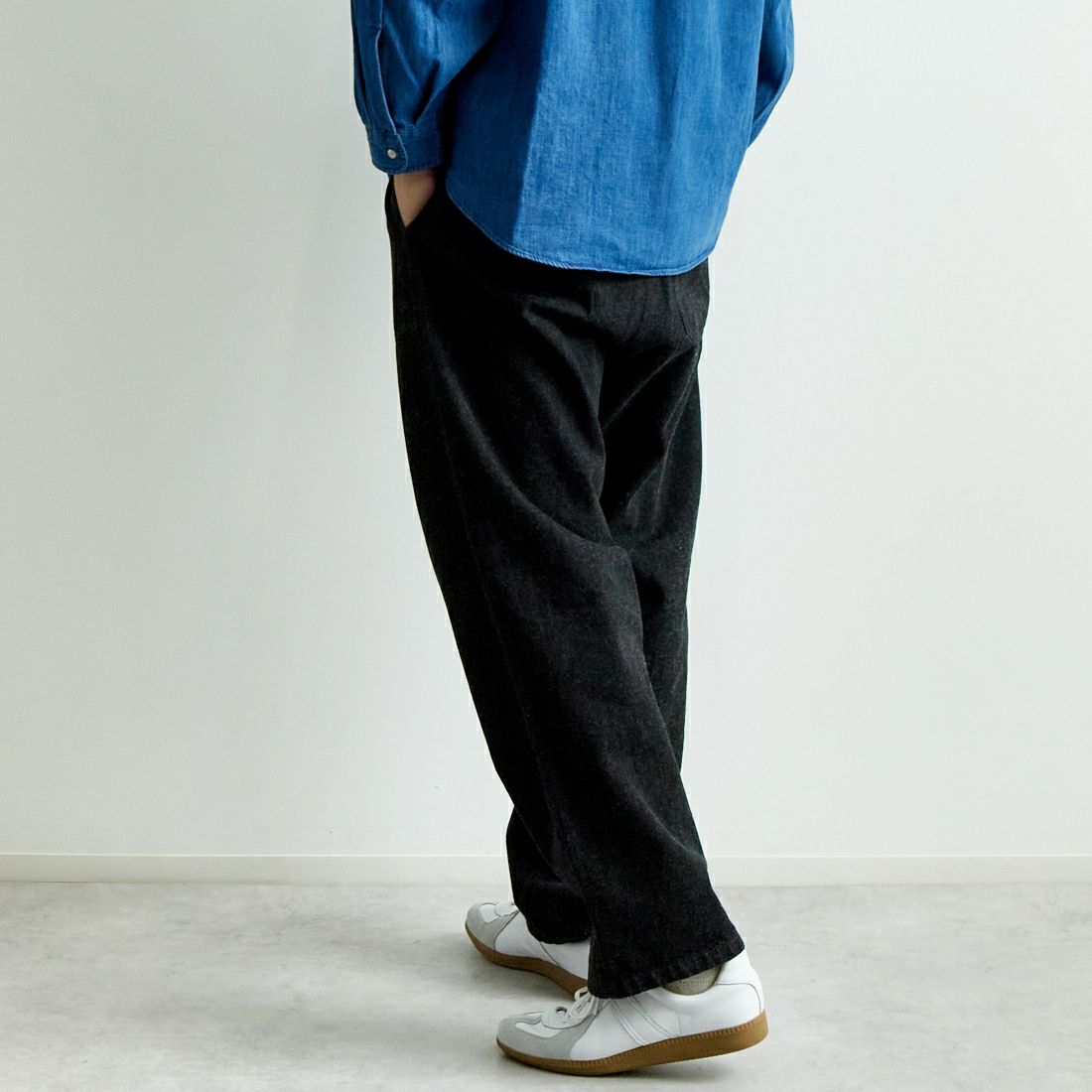 DANTON [ダントン] ブラックデニム イージーパンツ [DT-E0209KBK] BLACK DENI &&モデル身長：179cm 着用サイズ：40&&