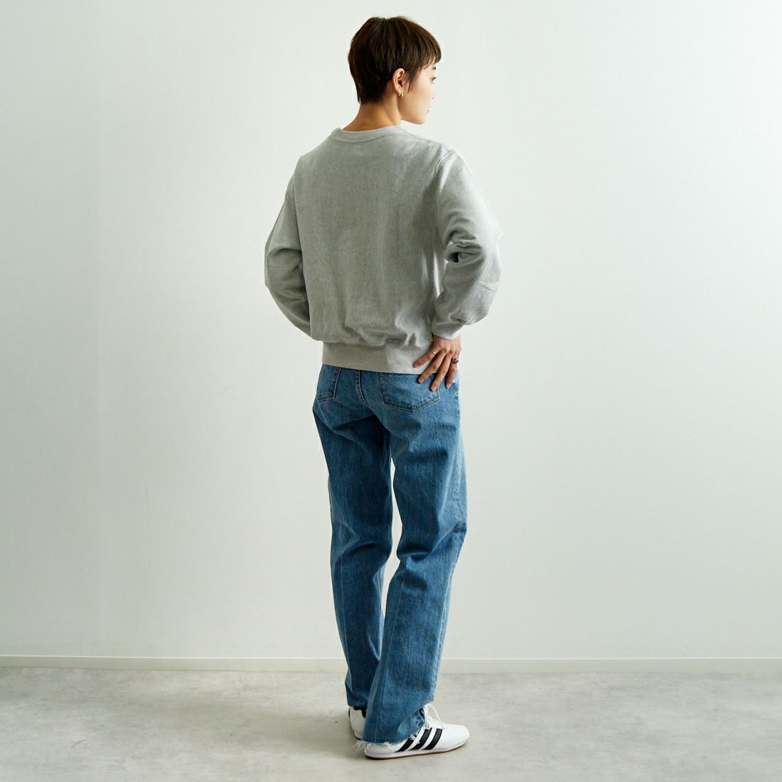 blurhms ROOTSTOCK [ブラームス ルーツストック] クルーネックプルオーバースウェット [BROOTS25S22] 01 H.WHITE &&モデル身長：160cm 着用サイズ：0&&