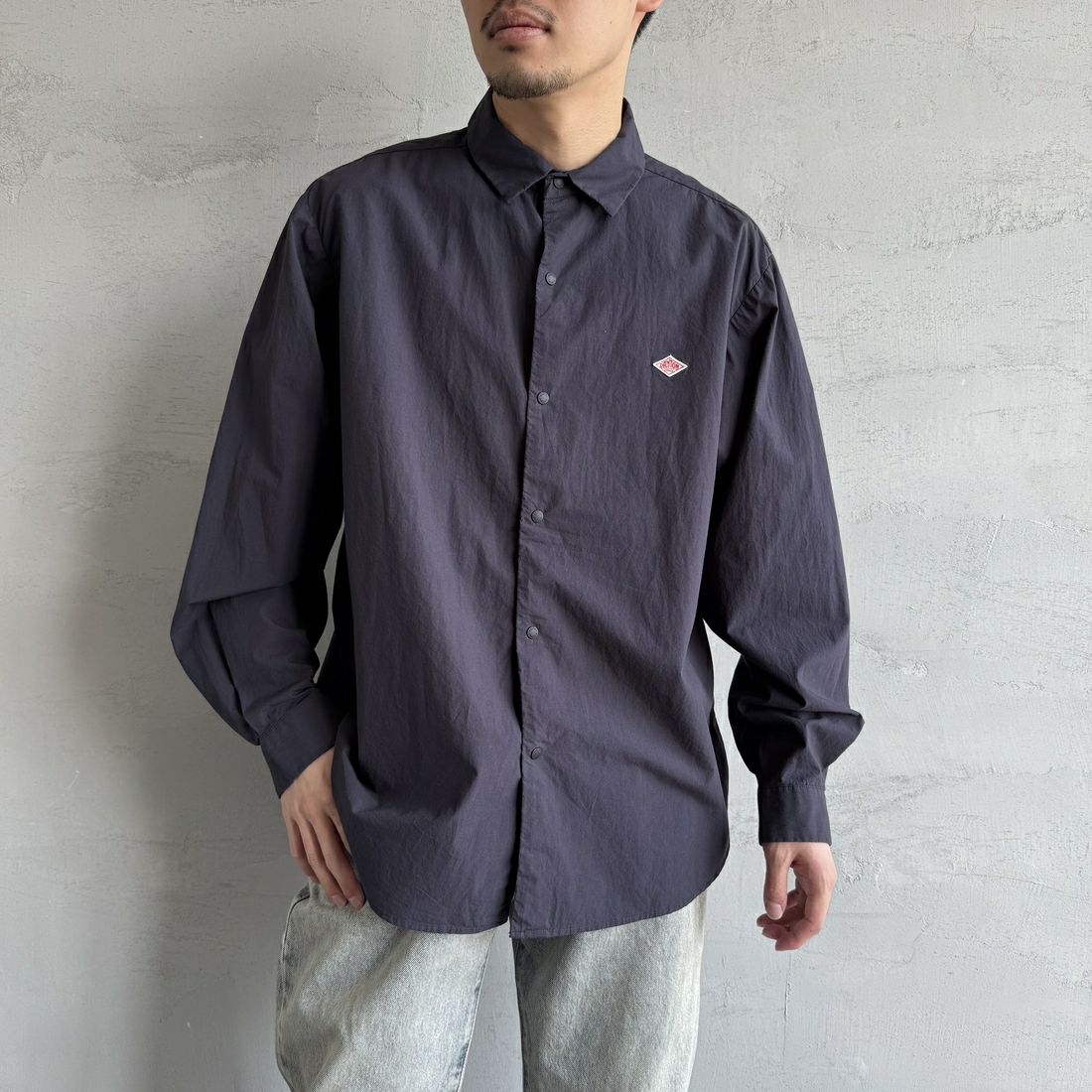 DANTON [ダントン] コットンタイプライター リンクルシャツ [DT-B0344TYF] NAVY &&モデル身長：168cm 着用サイズ：40&&
