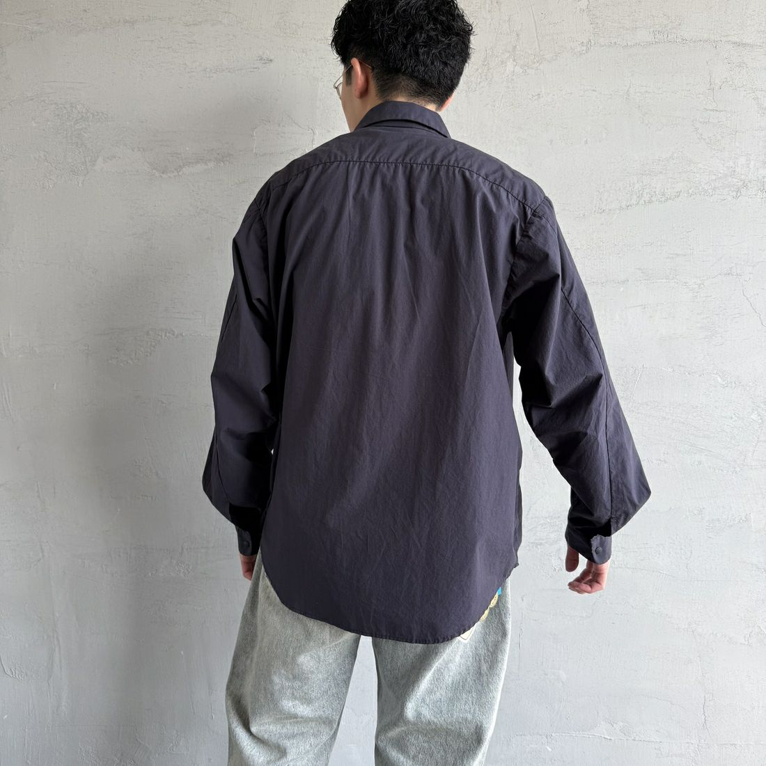DANTON [ダントン] コットンタイプライター リンクルシャツ [DT-B0344TYF] NAVY &&モデル身長：168cm 着用サイズ：40&&