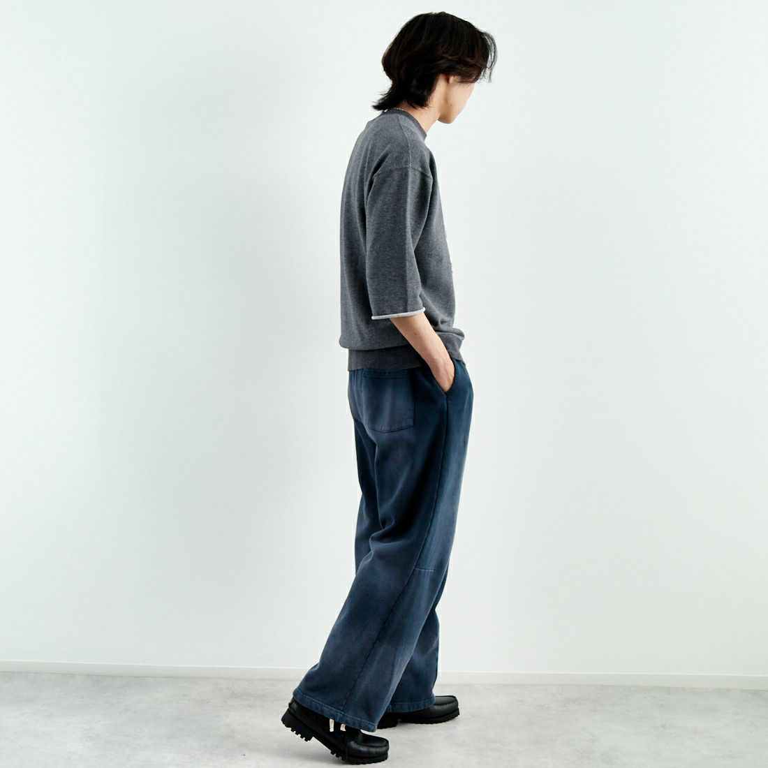 The Endless Summer [エンドレスサマー] TES BUHI ベーシックロゴ7分袖スウェット [FT-25374311] 02 MIX CHR &&モデル身長：179cm 着用サイズ：M&&