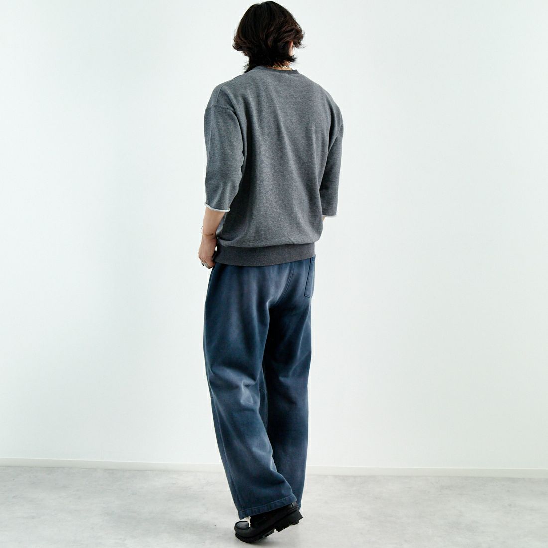 The Endless Summer [エンドレスサマー] TES BUHI ベーシックロゴ7分袖スウェット [FT-25374311] 02 MIX CHR &&モデル身長：179cm 着用サイズ：M&&