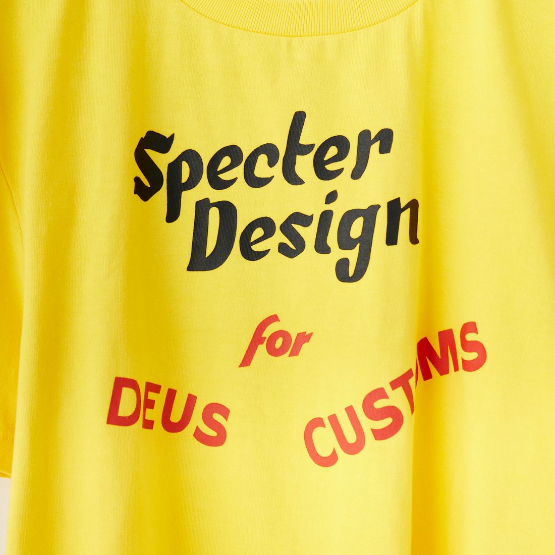 DEUS EX MACHINA [デウス エクス マキナ] SPECTER スポーツカーTシャツ [DMF241540D] CANARY YEL