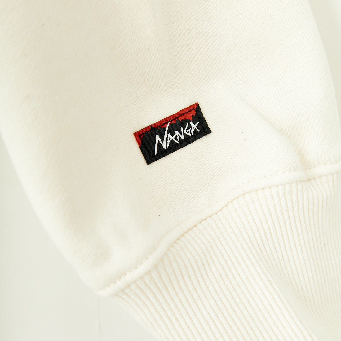 NANGA [ナンガ] ミニロゴ刺繍スウェット [NW2441-1F013] WHT