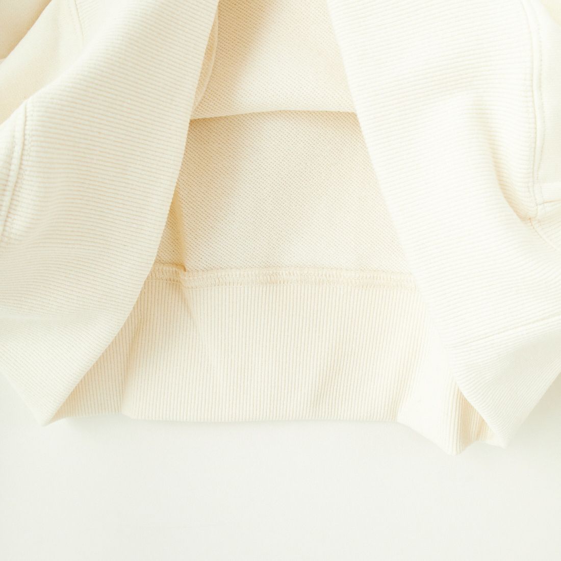 NANGA [ナンガ] ミニロゴ刺繍スウェット [NW2441-1F013] WHT