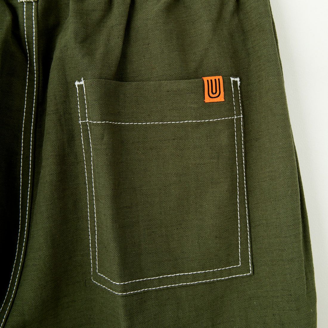 UNIVERSAL OVERALL [ユニバーサルオーバーオール] 別注 リネンイージーベイカーパンツ [U2512605IN-JF] OLIVE