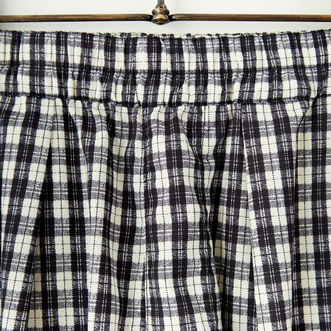 UNIVERSAL OVERALL [ユニバーサルオーバーオール] 別注 総柄イージーワイドパンツ [U2512634IN-JF] BLKﾁｪｯｸ