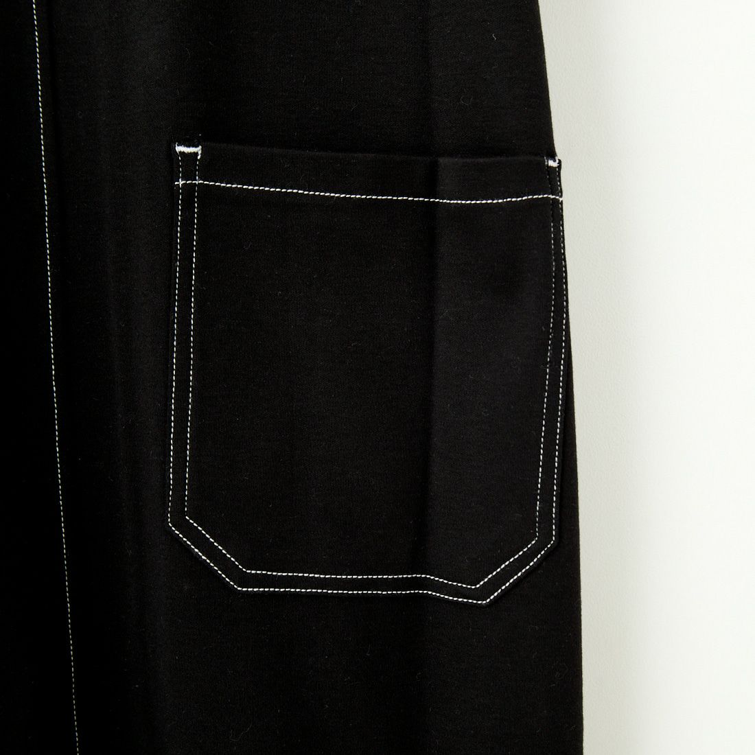 UNIVERSAL OVERALL [ユニバーサルオーバーオール] 別注 配色ステッチ マキシ丈ワンピース [U2512807IN-JF] BLACK