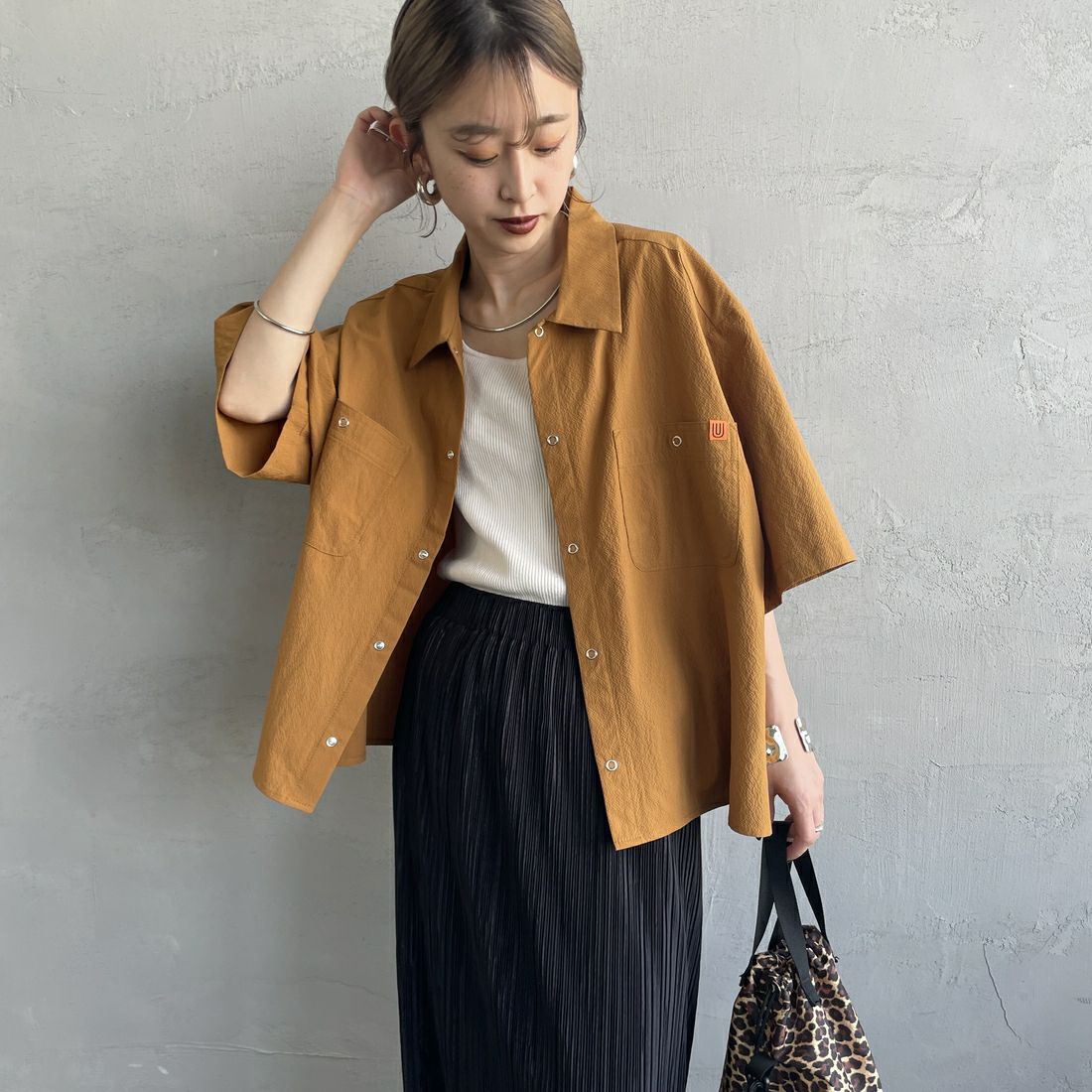 BROWN&&モデル身長：150cm 着用サイズ：F&&