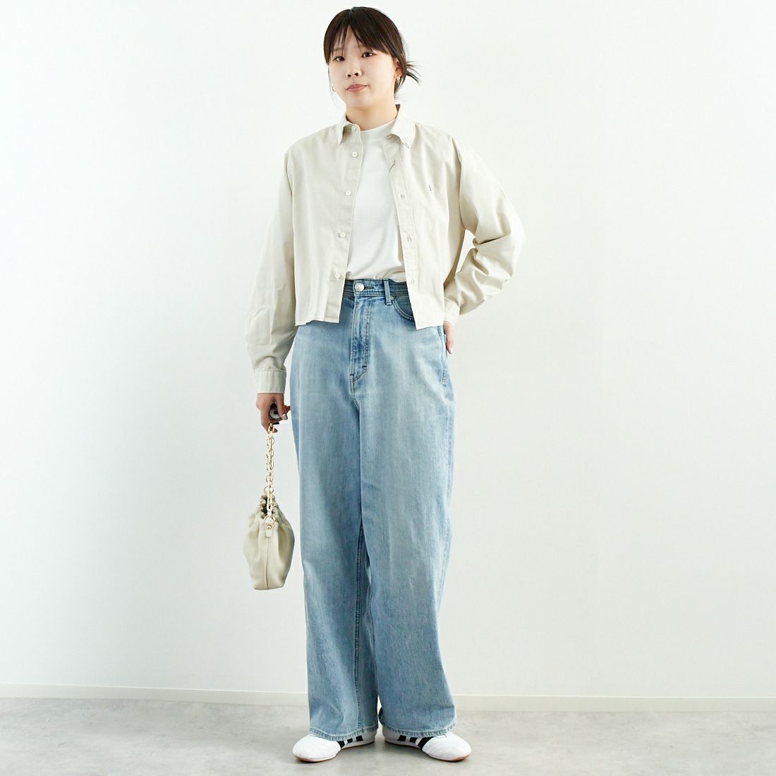 Gymphlex [ジムフレックス] ショートボタンダウンシャツ [GY-B0203BIT] SAND BEIGE &&モデル身長：167cm 着用サイズ：12&&